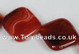 CAG3237 15.5 inches 25*25mm diamond red line agate beads