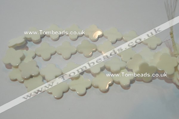 CAG3429 15.5 inches 25*25mm flower white agate gemstone beads