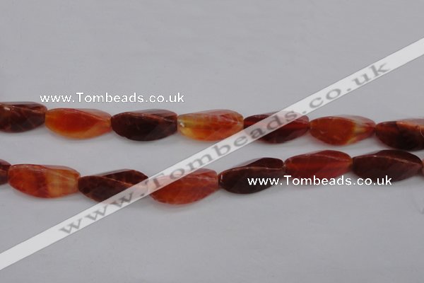 CAG4202 10*20mm faceted & twisted trihedron natural fire agate beads