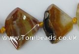 CAG5580 15 inches 20*30mm faceted triangle dragon veins agate beads