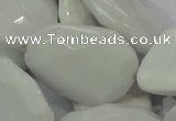 CAG730 15.5 inches 20*30mm faceted freeform white agate beads