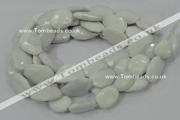 CAG730 15.5 inches 20*30mm faceted freeform white agate beads