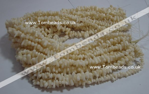 CCB93 15.5 inch 4*11mm irregular branch white coral chip beads