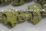 CFG794 12.5 inches 14*18mm carved animal green lace gemstone beads