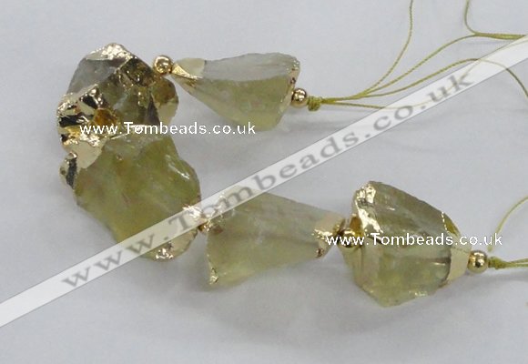 CNG2387 7.5 inches 15*25mm - 20*30mm nuggets lemon quartz beads