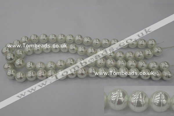 CSB610 15.5 inches 12mm whorl round shell pearl beads