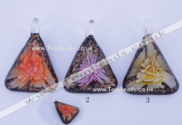 LP72 11*33*47mm triangle inner flower lampwork glass pendants