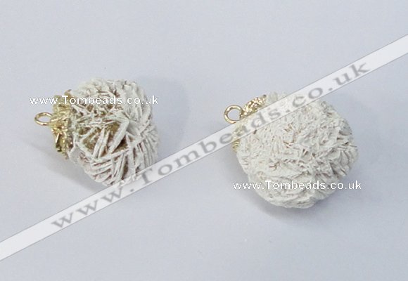 NGP2912 15*20mm - 25*30mm freeform desert rose pendants wholesale