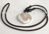 NGP5636 Shell flat teardrop pendant with nylon cord necklace