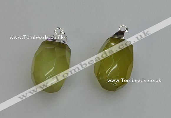 NGP6294 18*30mm - 22*35mm faceted nuggets lemon quartz pendants